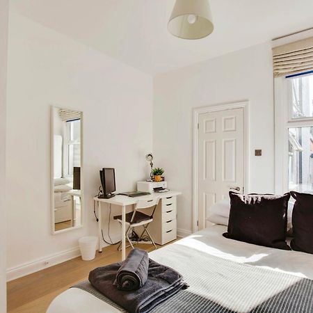 Lovely 2 Bedroom Ground Floor Flat With Garden. London Luaran gambar