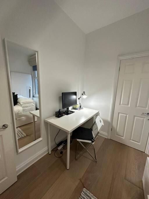 Lovely 2 Bedroom Ground Floor Flat With Garden. London Luaran gambar