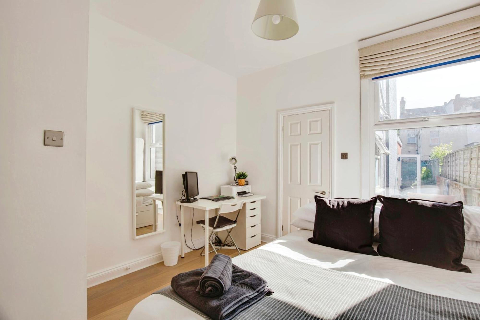 Lovely 2 Bedroom Ground Floor Flat With Garden. London Luaran gambar